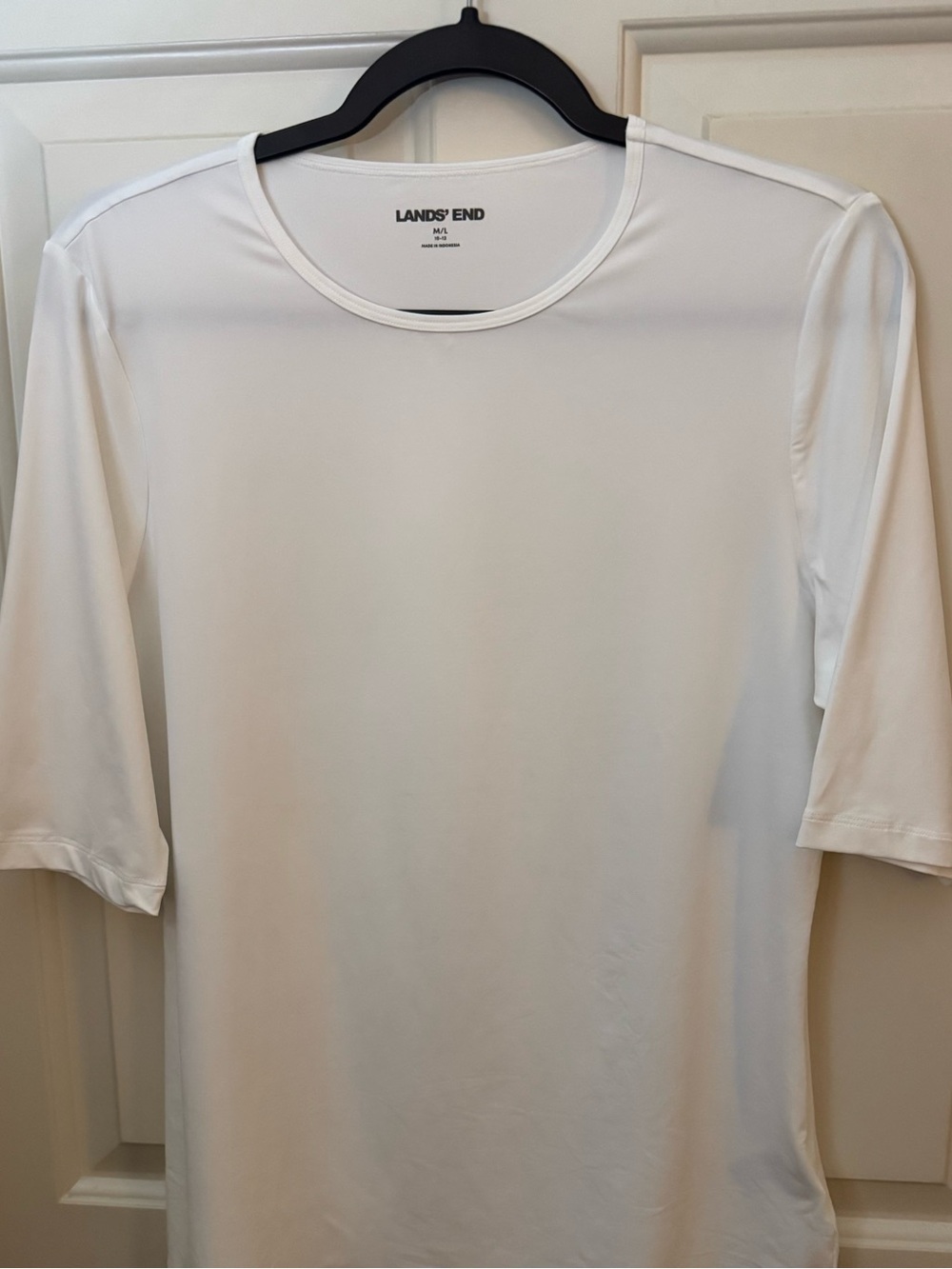 Lands' End Swim Tee Rash Guard UPF 50 in White Size - M/L or 10-12  **NWOT** - Picture 6 of 12